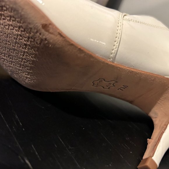 Tory Burch Georgina White Ankle Bootie - worn once - Picture 13 of 13
